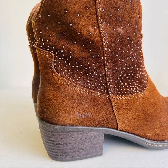 Boc Embellished Ankle Western Suede Boots 9 - Picture 5 of 12